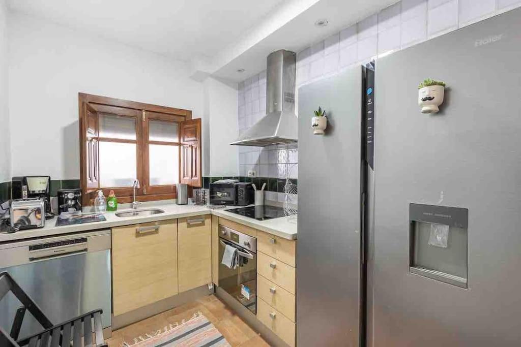 Entire House Close To Albaicin And The City Center Granada Exterior photo